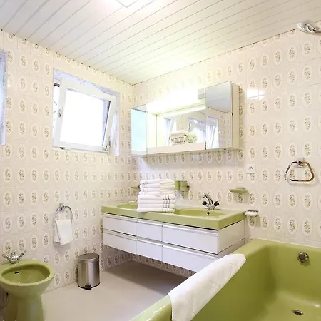 Ferienhaus Pfunds 150W Casa vacanze Pfunds